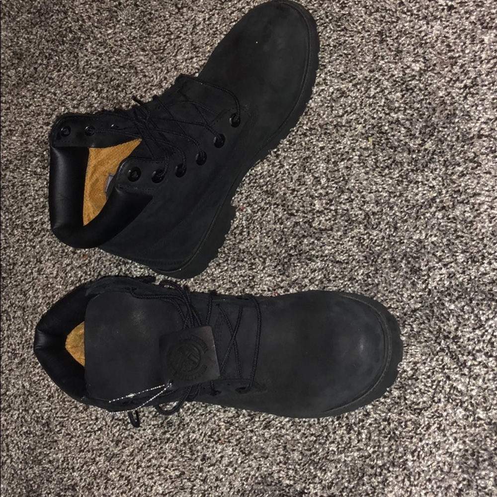 Black Timberlands boots size 7